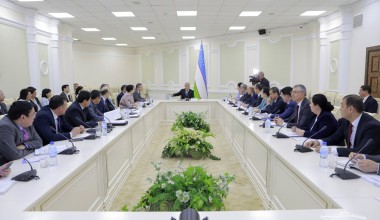 Парламент комиссиясининг навбатдаги йиғилиши бўлиб ўтди